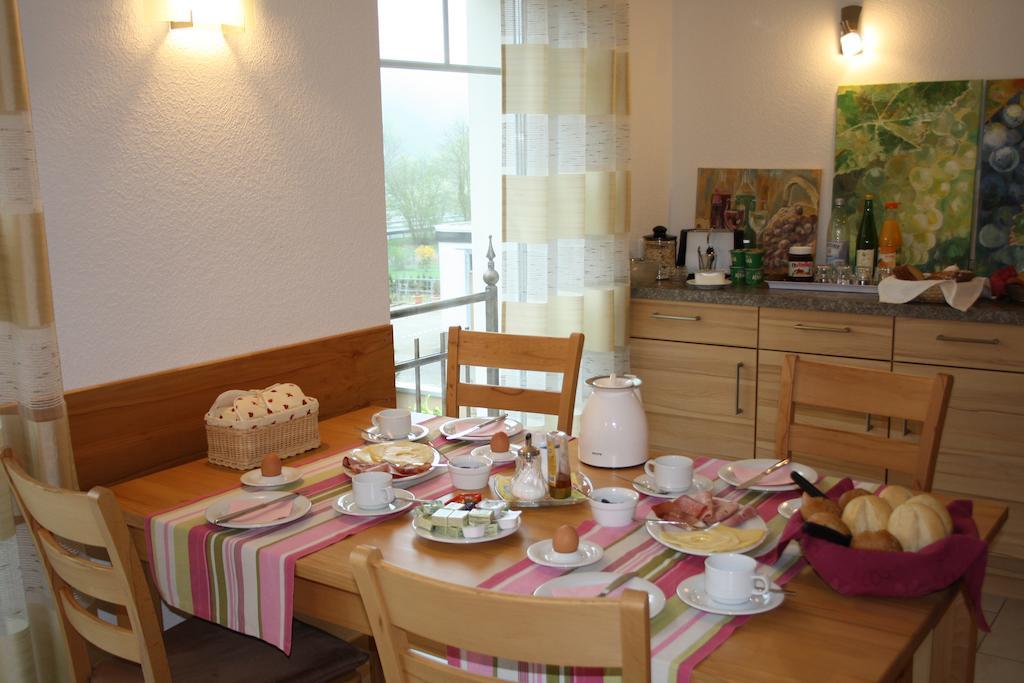 Weingut Goeres Hotel Briedel Quarto foto